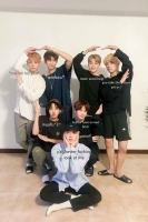 bts funny group photo