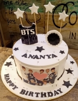 bts logo cake