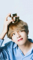 bts v cute wallpaper