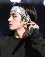 bts v headband