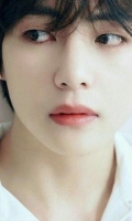 bts v lips