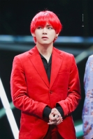 bts v red hair
