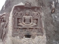 adukkankal nehanurpatti jain mandir