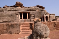 aihole cave temple jain mandir