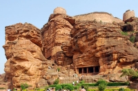 badami cave temples in badami jain mandir