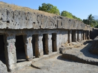 bava pyara caves jain mandir