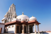 bhandasar jain temple in bikaner jain mandir