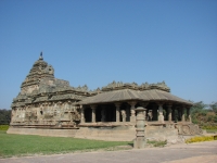 brahma jinalaya in lakkundi jain mandir