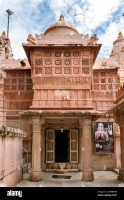 chandaprabhu digambar jain bavan jinalya bhiloda jain mandir