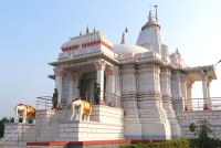 chaubara dera and pavagiri tirth oon khargone jain mandir