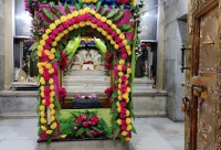 gaon mandir pawapuri jain mandir