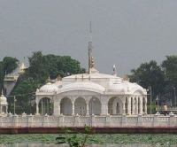 gaon mandir pawapuri jain mandir