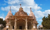 hrinkar teerth jain mandir