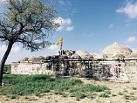 jain digambar temple with shikhar thari bhabrian lahore city jain mandir