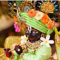 cute krishna dp for whatsapp