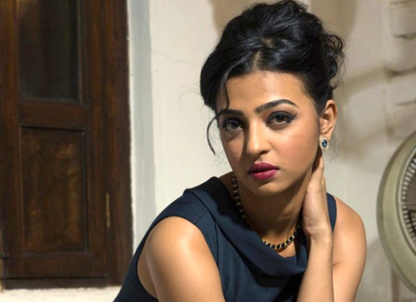 Radhika Apte HD Wallpapers