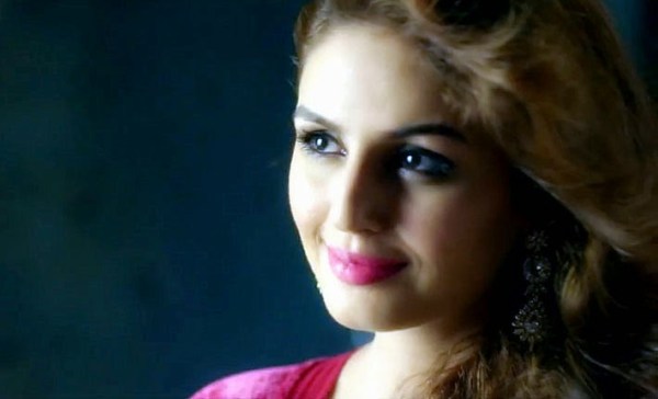 Huma Qureshi HD Wallpapers