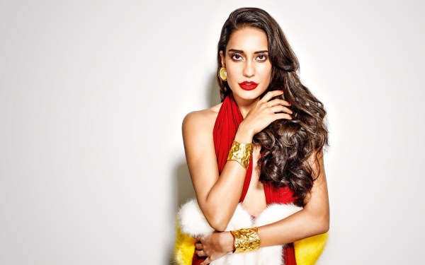 Lisa Haydon HD Wallpapers
