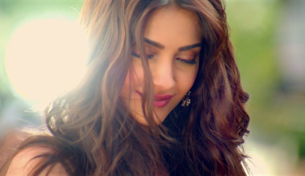Sonam Kapoor HD Wallpapers