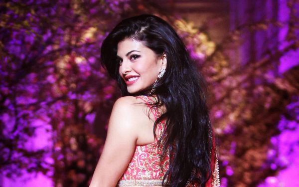 Jacqueline Fernandez HD Wallpapers