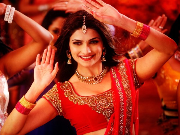 Prachi Desai HD Wallpapers