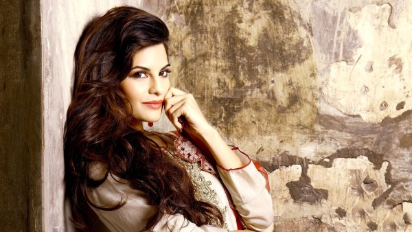 Jacqueline Fernandez HD Wallpapers