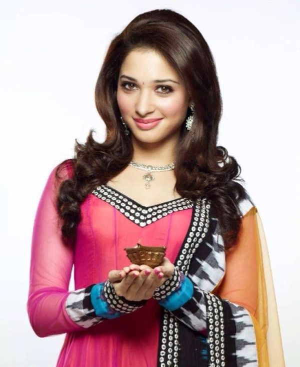 Tamannaah Bhatia HD Wallpapers