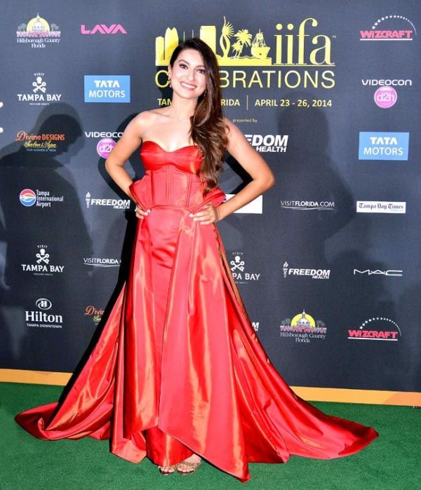 Gauhar Khan HD Wallpapers