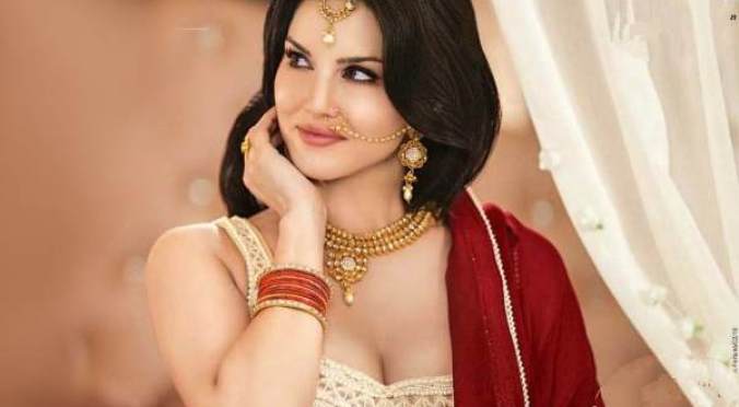 Download Latest Sunny Leone HD Wallpapers